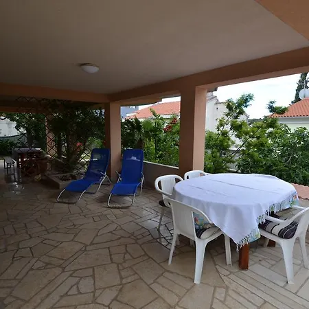 アパート Bartol *