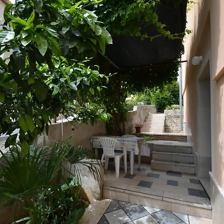 Bartol Apartment Pula